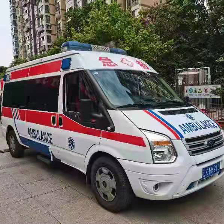 胡市镇长途救护车护送病人返乡